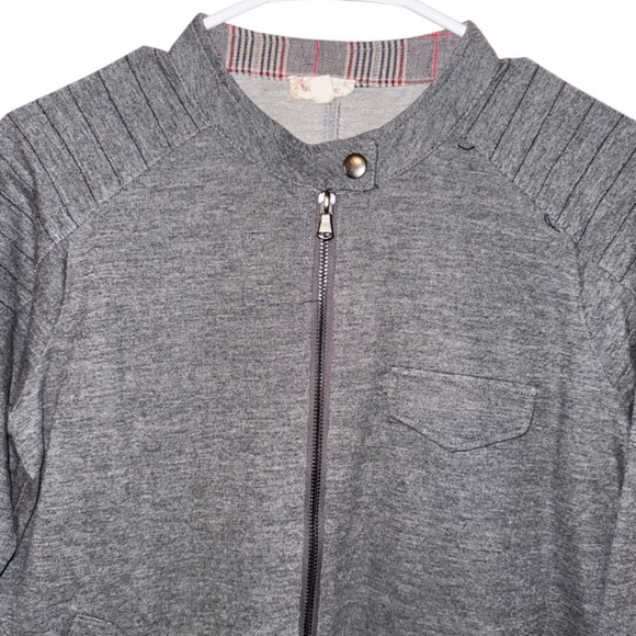 🌹𝐇𝐄𝐌 & 𝐓𝐇𝐑𝐄𝐀𝐃 𝐙𝐈𝐏 𝐔𝐏 𝐆𝐑𝐀𝐘-𝐏𝐋𝐀𝐈𝐃 𝐂𝐔𝐅𝐅 𝐉𝐀𝐂𝐊𝐄𝐓 - Picture 3 of 8